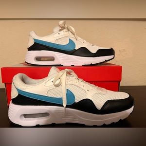 Nike women’s Air Max SC size 10.5